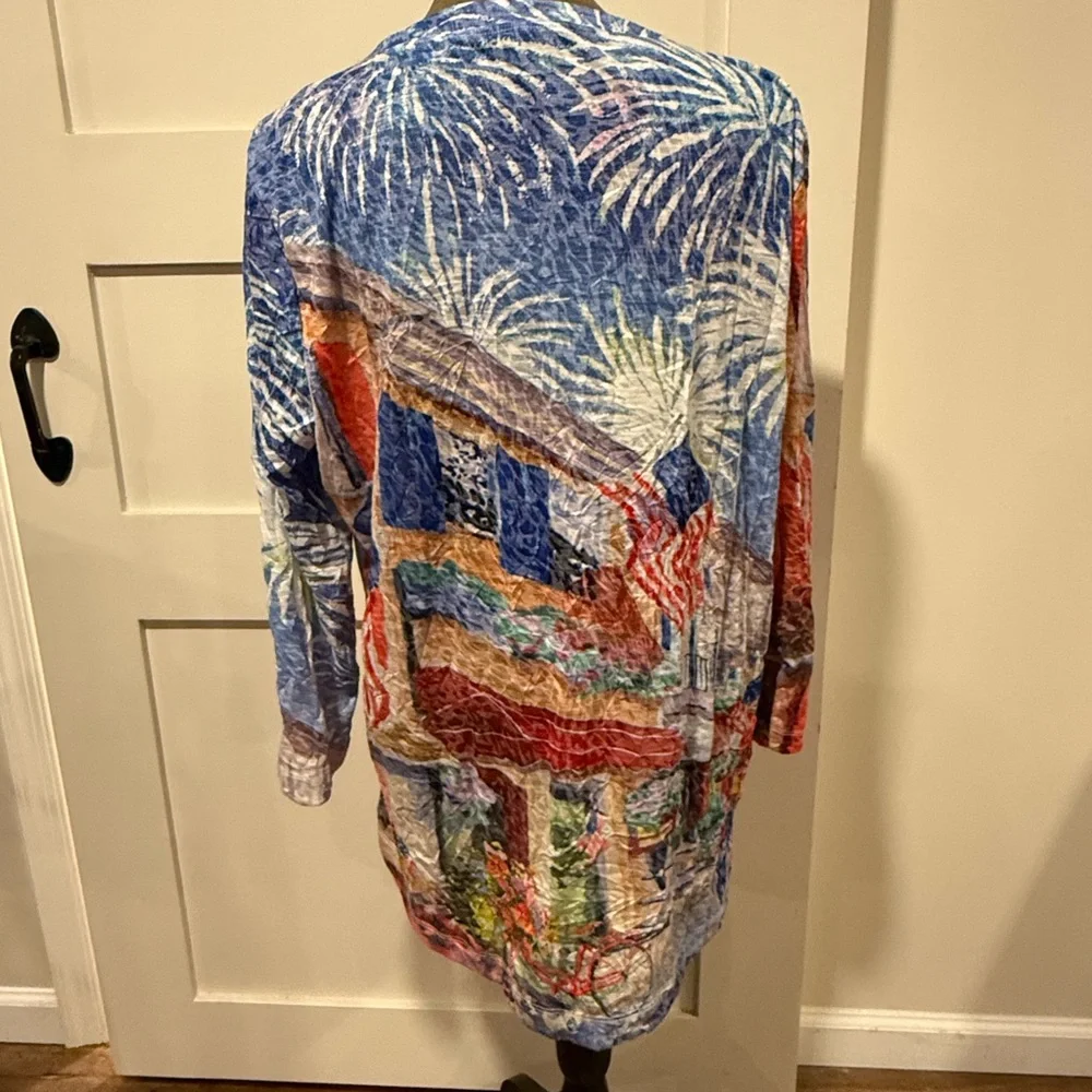 Ali Miles Blue and White Abstract Print Blouse - Picture 5 of 6